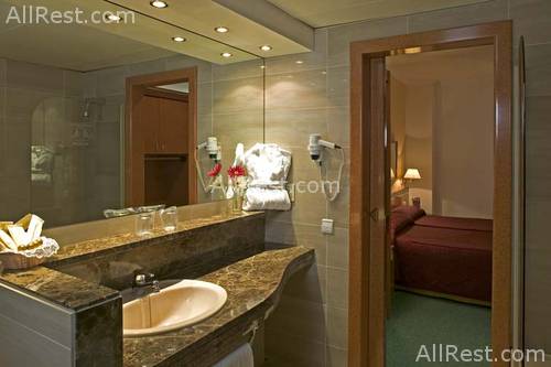 Husa Acacia Aparthotel 8